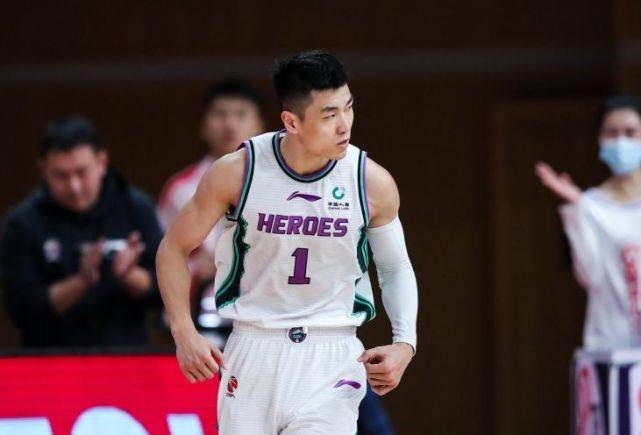 CBA高诗岩最新比赛,观看与参与指南,实时掌握比赛动态!