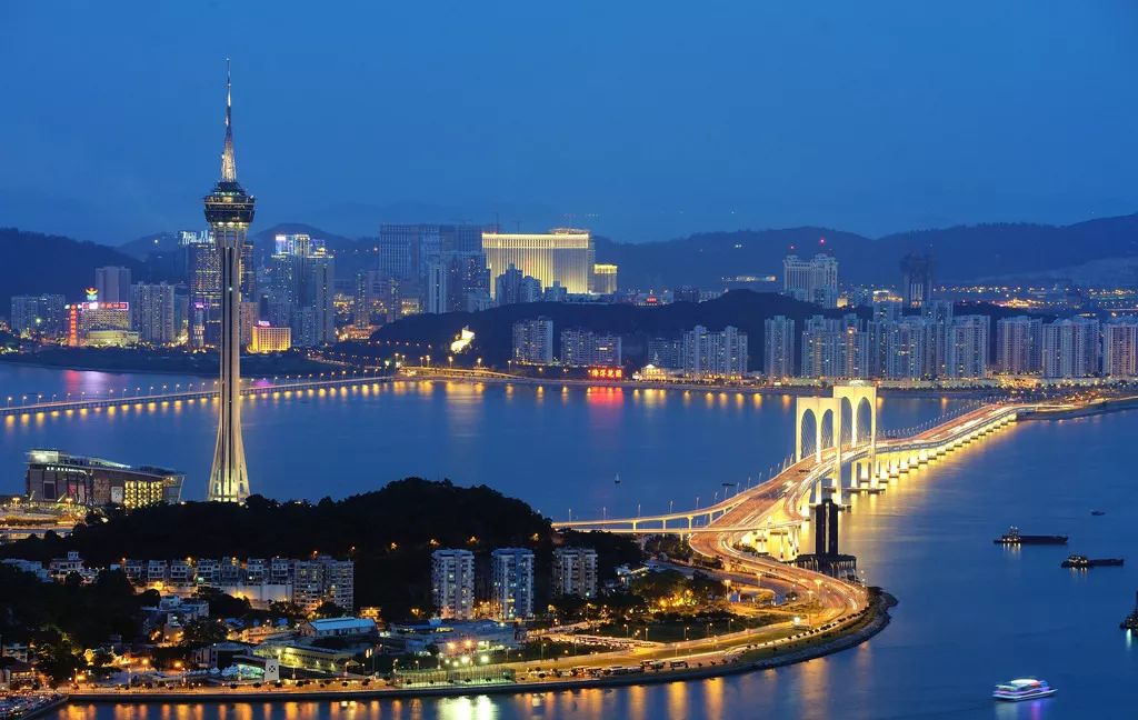 澳门资料区免费大公开,仿真方案实施_NGE29.818自由版