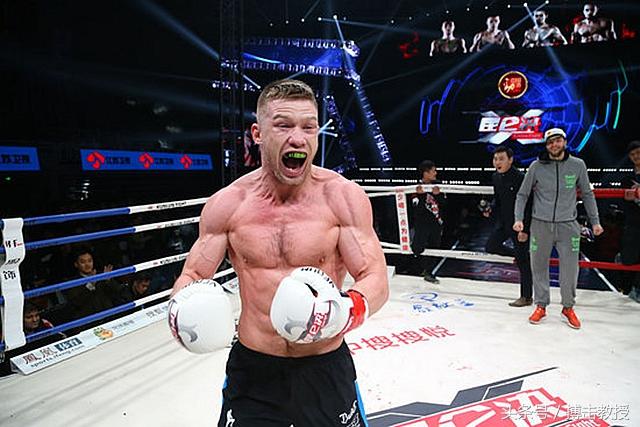 搏击世界最新排名揭秘，热血搏击小店小巷中的激战传奇