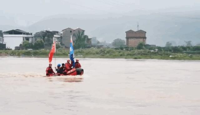 南方电网最新动态,与自然和谐共舞,探寻内心平静的旅程