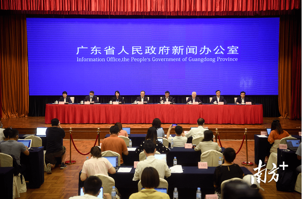 王中王72396.cσm开奖结果,数据指导策略规划_OBU50.256散热版