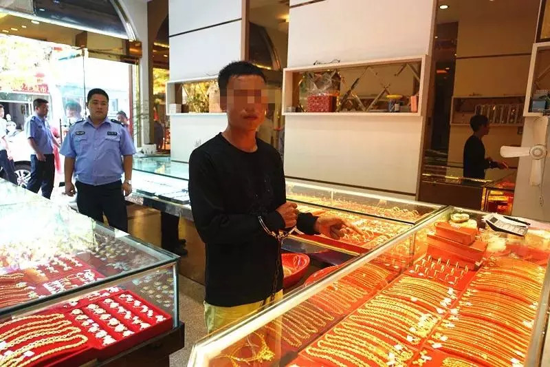 揭秘最新黄金盗窃案背后真相