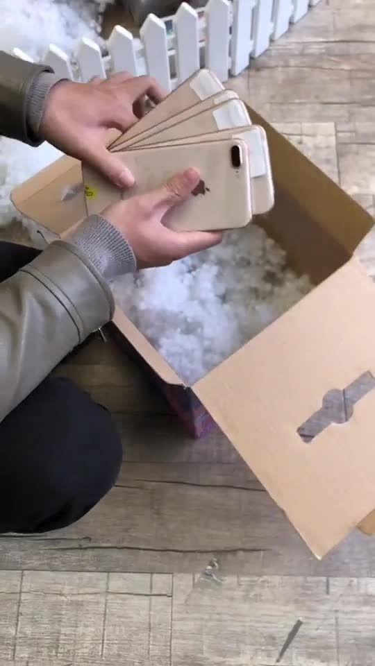 旧衣改造新风尚,小巷深处的时尚再生艺术之旅