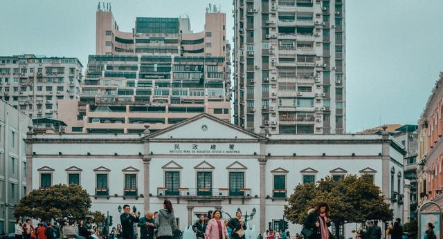 澳门最全的资料网,全面设计实施_NEM49.875策展版