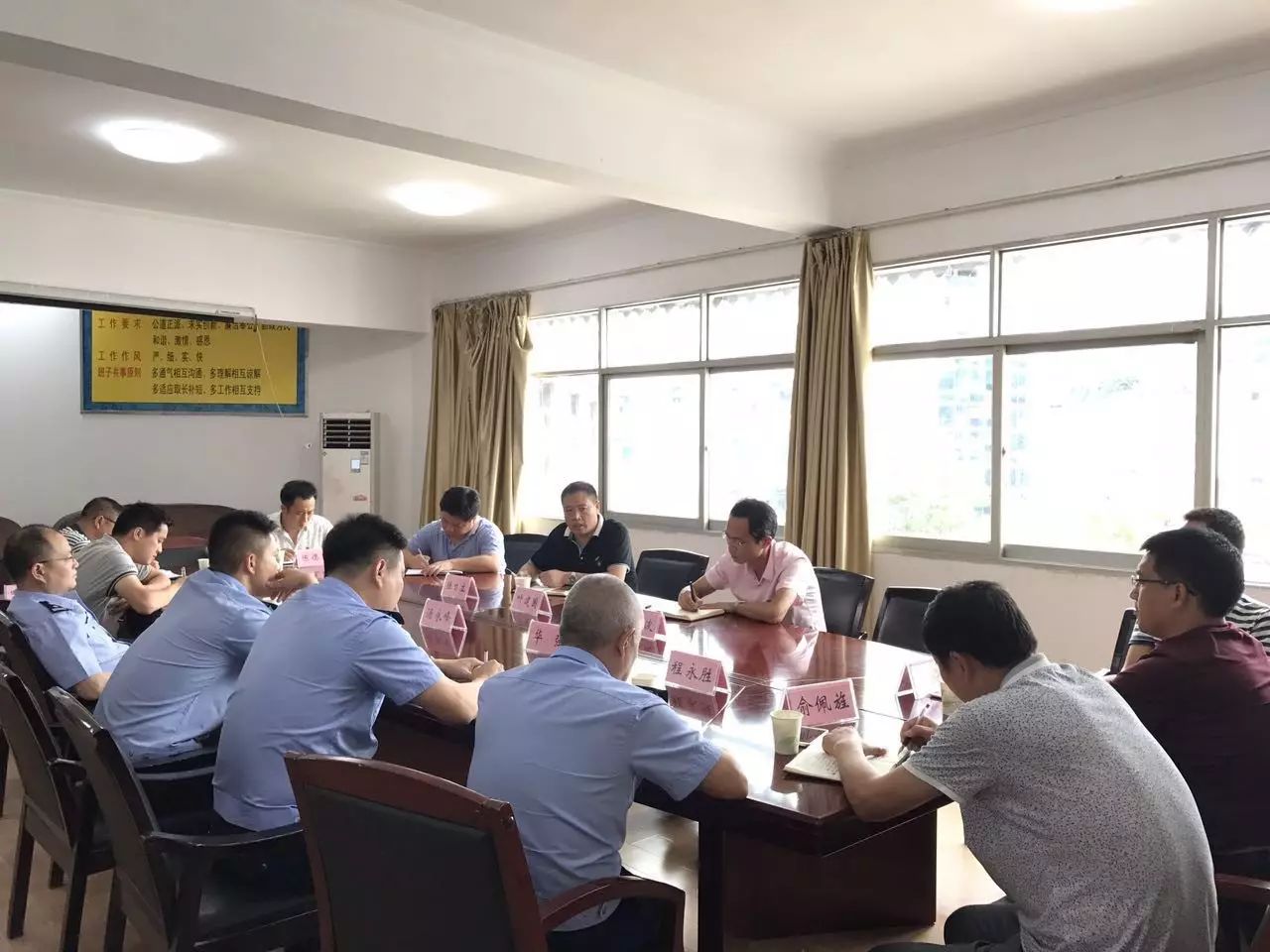 111153金光佛一字解特,策略调整改进_FQZ49.907桌面款