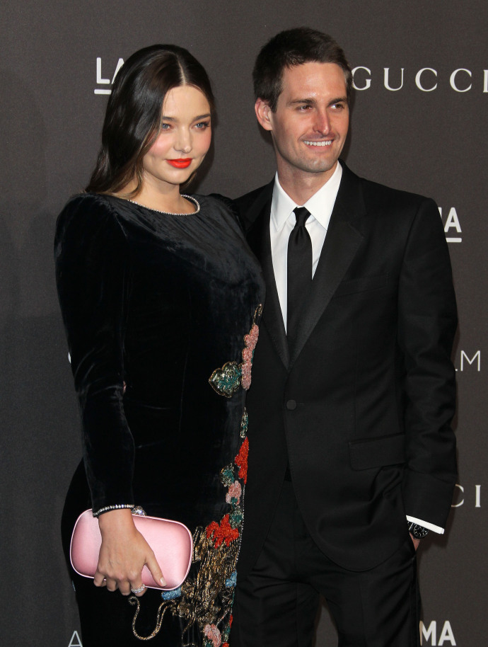 米兰达可儿与科技新品重塑未来生活体验的最新动态