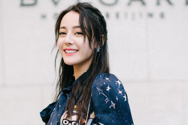 迪丽热巴最新热搜揭秘,城市星光下的日常温馨时刻