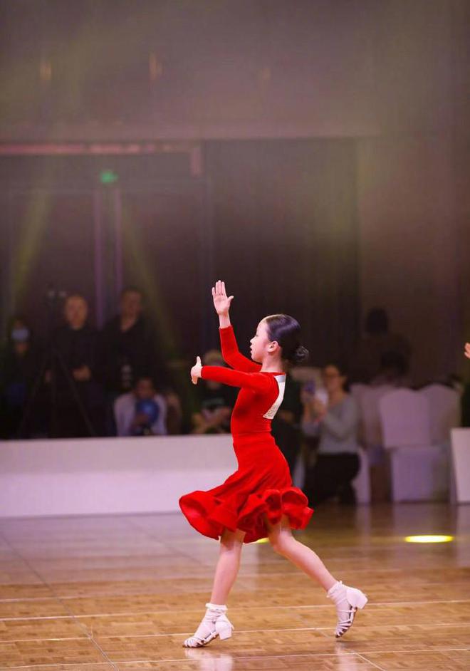 2024年最新拉丁舞裙,时尚与艺术的完美融合