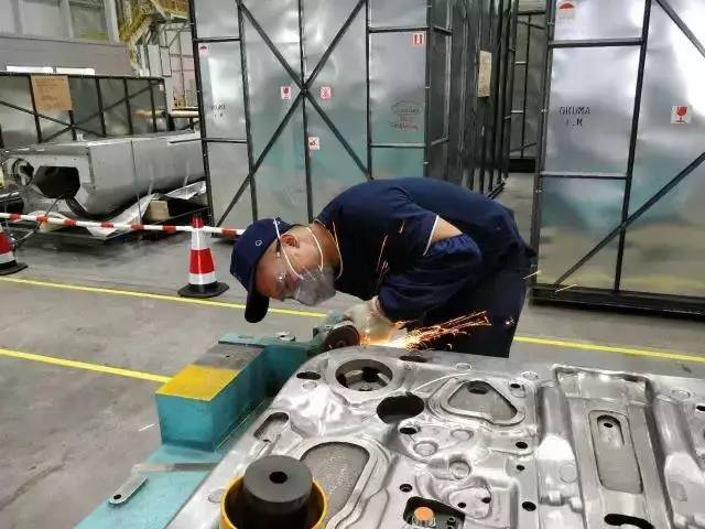勒流冲压维修工,科技先锋,重塑生活的能手