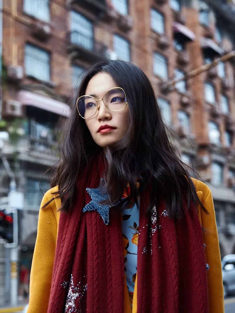 时尚姐姐点七天内最新,时尚姐姐点七天内最新,潮流趋势的解读与观点阐述