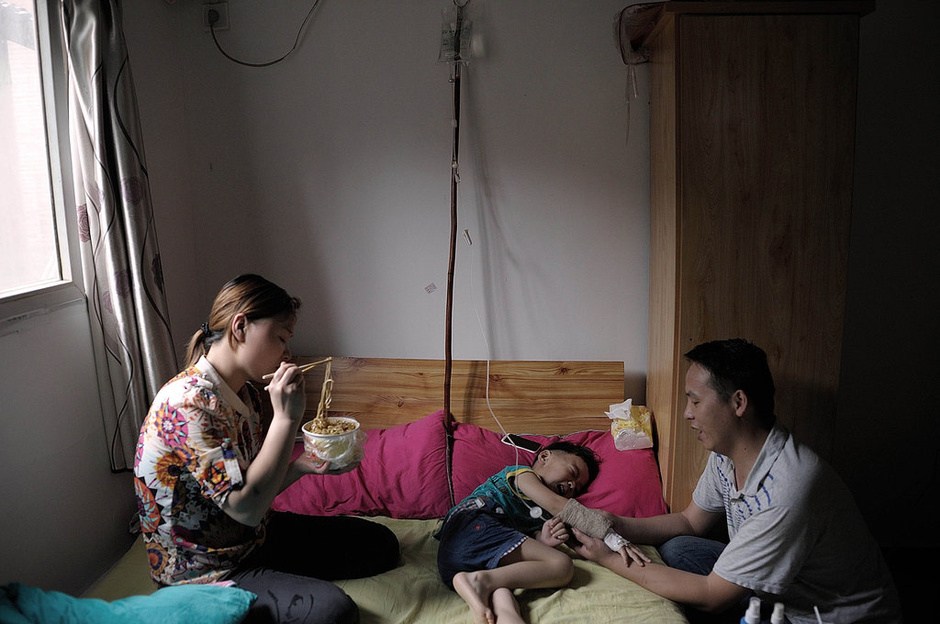 邱培亮一家最新情况全面更新与指南