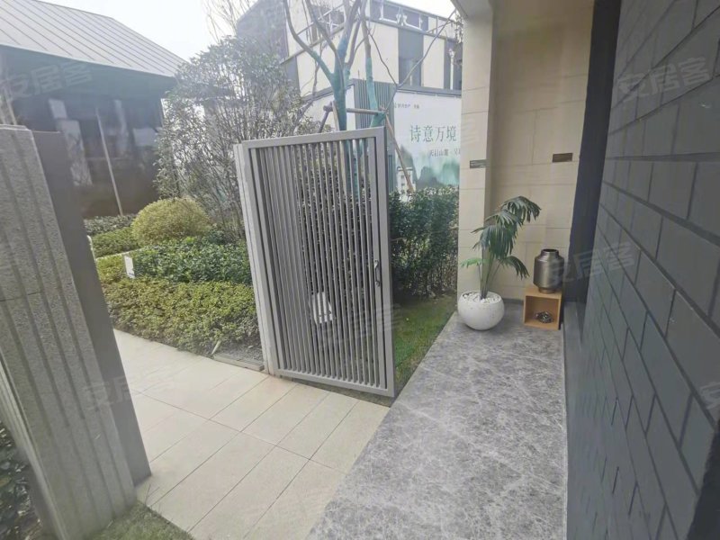 朗诗溪涧雅庐最新动态，瞩目之作在时代背景下焕新亮相