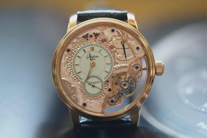 科技与艺术的融合,最新机械手表中国龙表亮相!