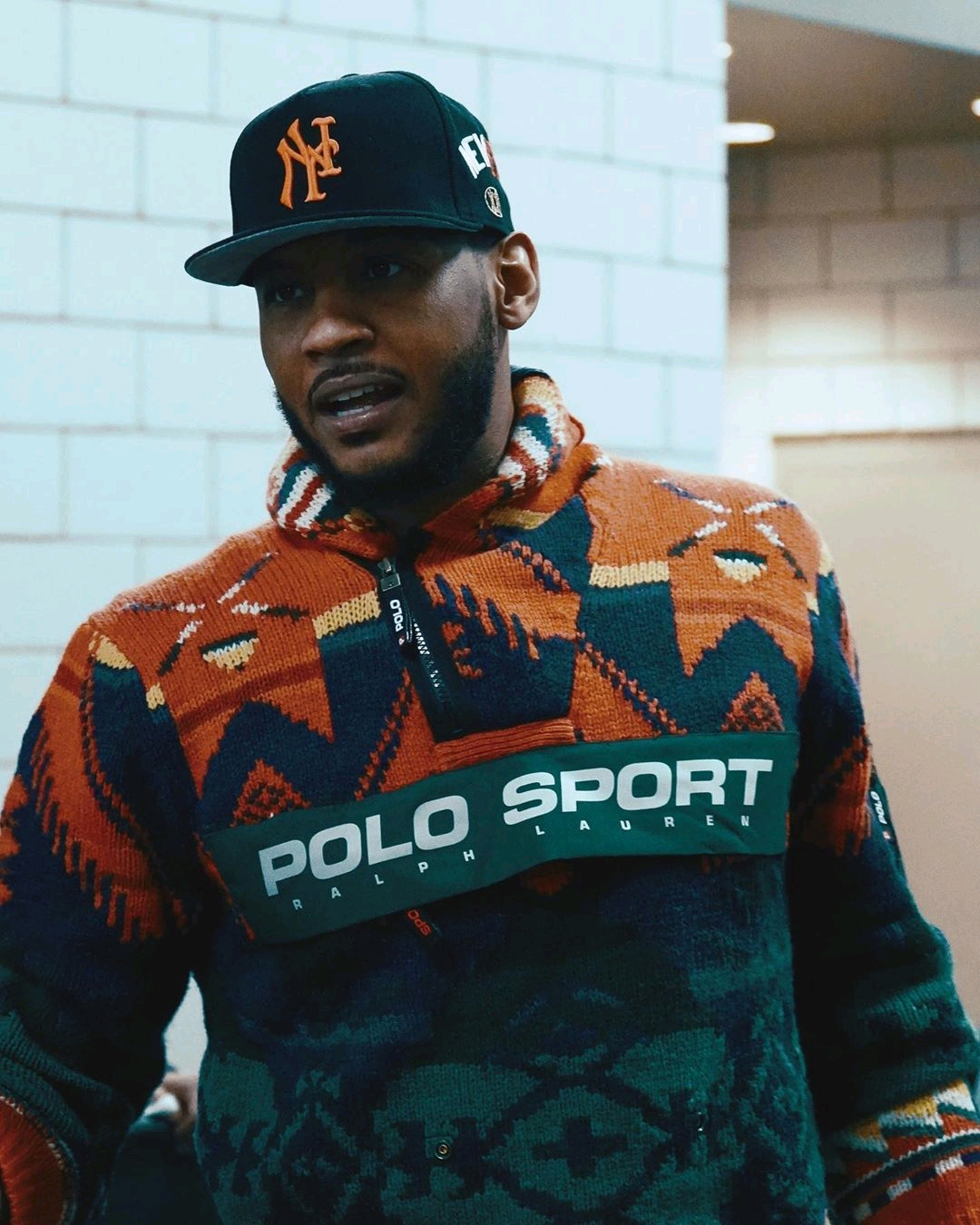 篮球巨星卡梅隆·安东尼的最新征程动态