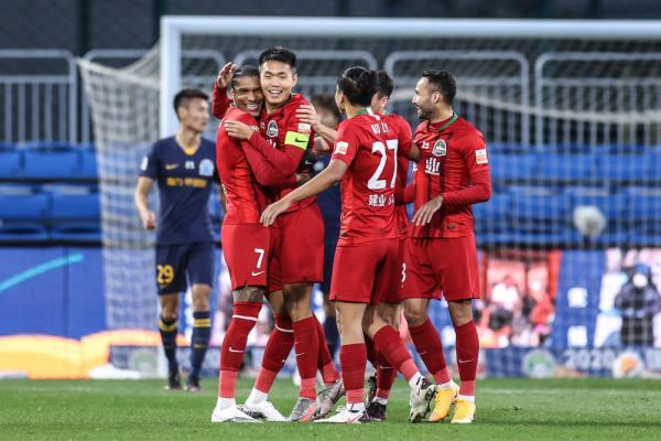 中超河南建业展现新篇章，科技引领革新，展现中超新风采