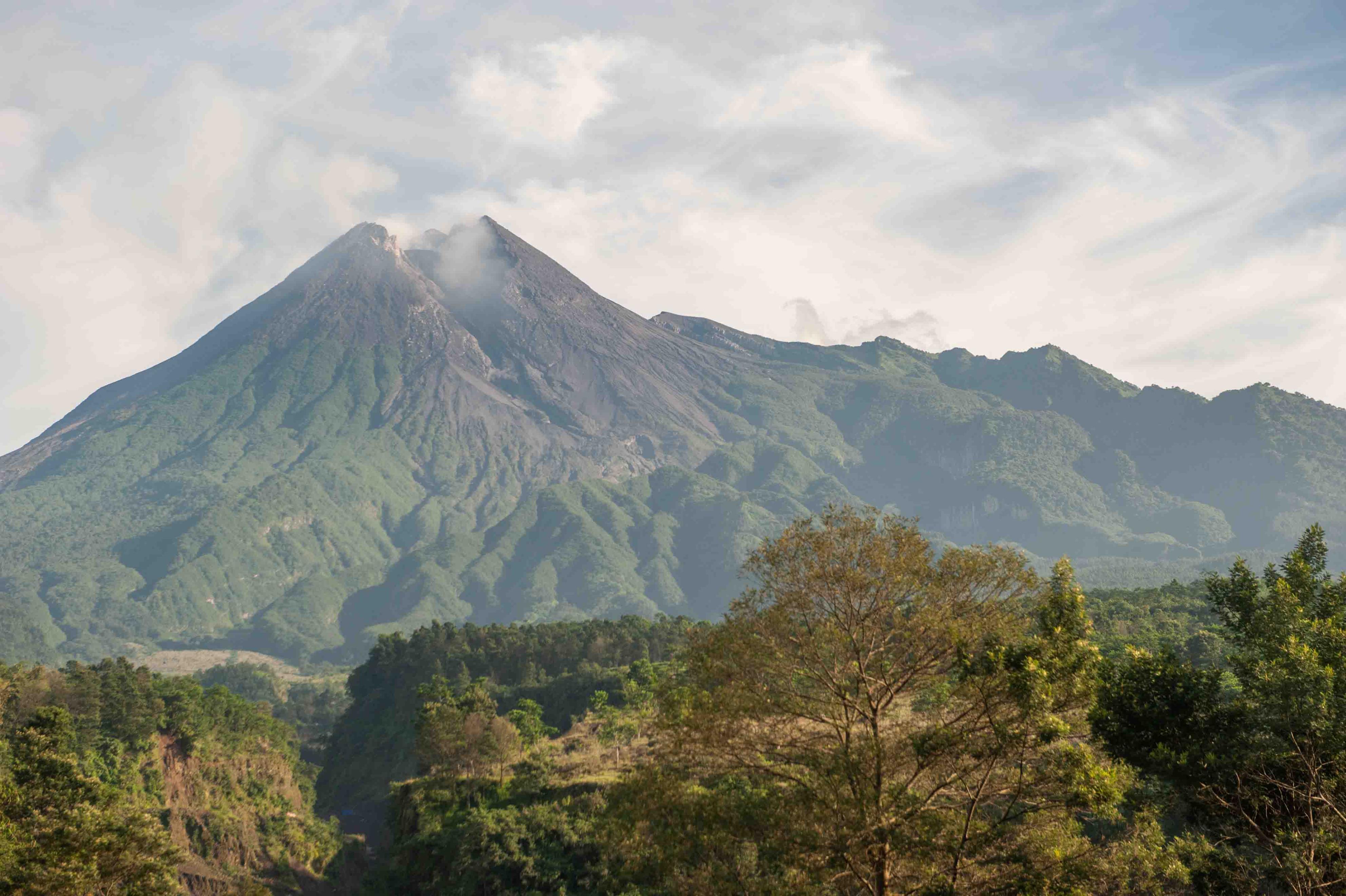 印尼火山最新动态，科技前沿监测之旅揭秘火山今日消息