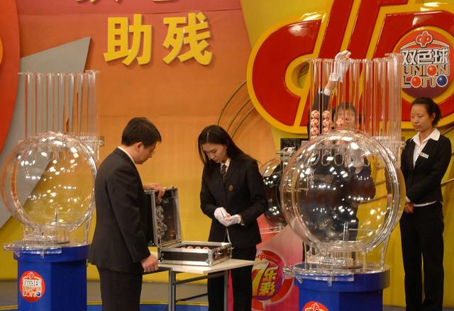 澳门开奖现场开奖直播,高速响应计划执行_分析版29.642