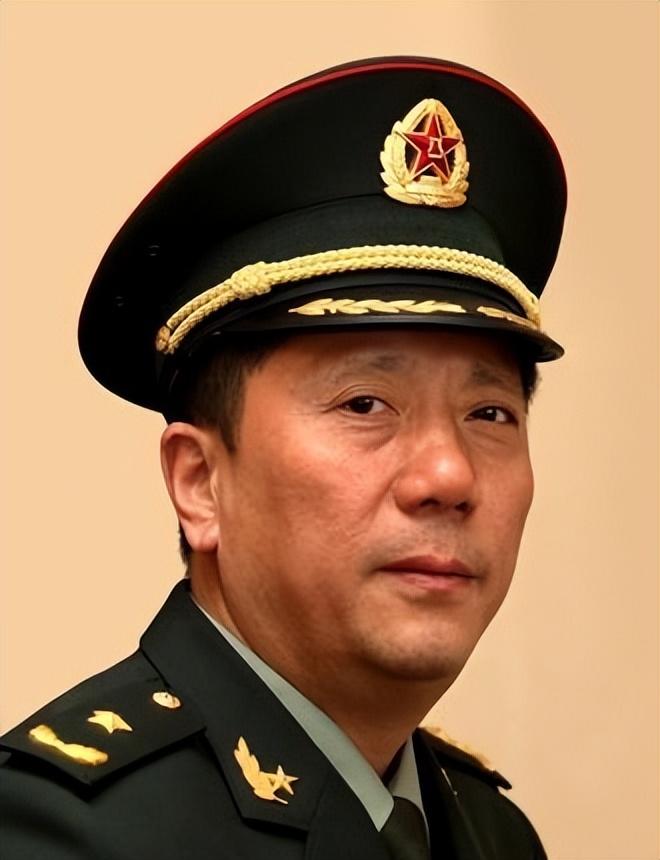 参谋长秦天最新动态，力量在变化中成长，自信源于不断学习