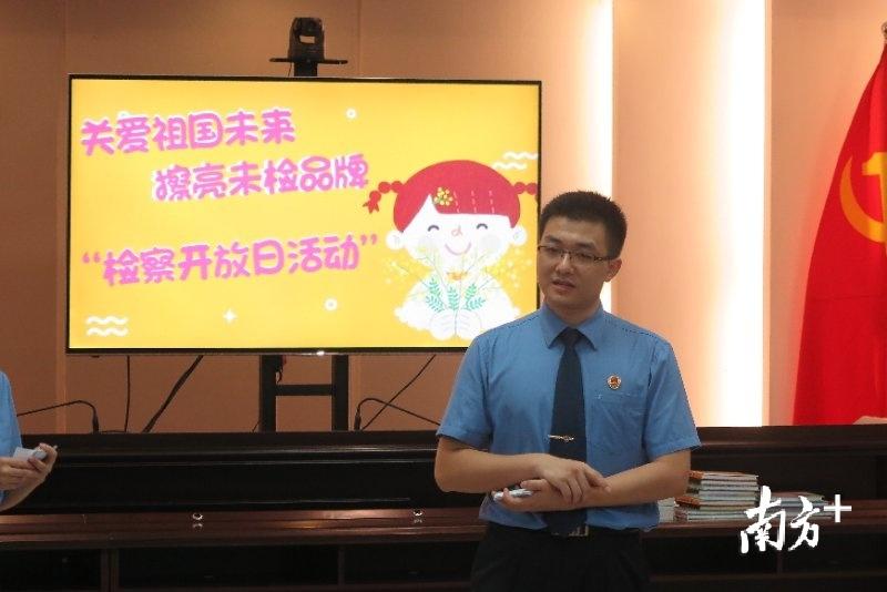 新澳门内部资料濠江论坛,快速实施解答研究_加速版69.927