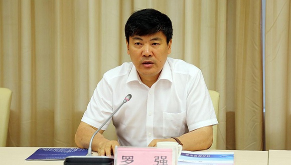 成都范毅最新消息重磅更新揭秘!