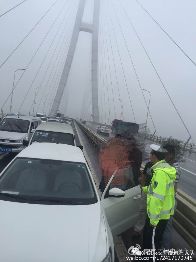 最新堵桥现象,原因、影响及解决方案探讨