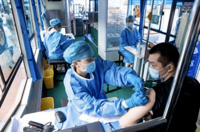 新冠肺炎疫情最新确诊及其多元观点探析