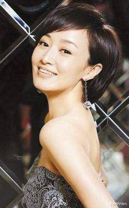 赵子琪最新动态,小巷深处的惊喜发现