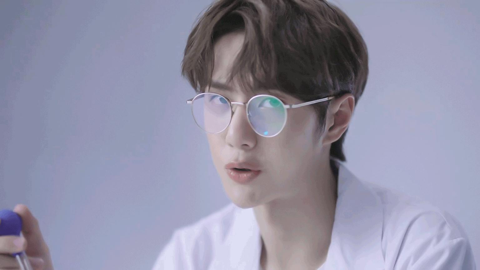 王一博最新的情况,王一博最新的情况,小巷中的隐藏宝藏,一家特色小店的独特魅力