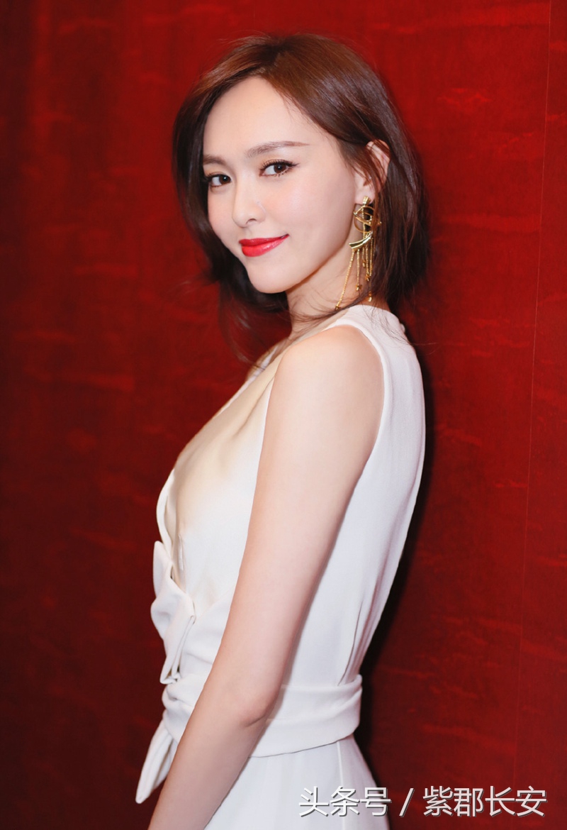 张晞彤2017年最新写真,明星之光的璀璨绽放