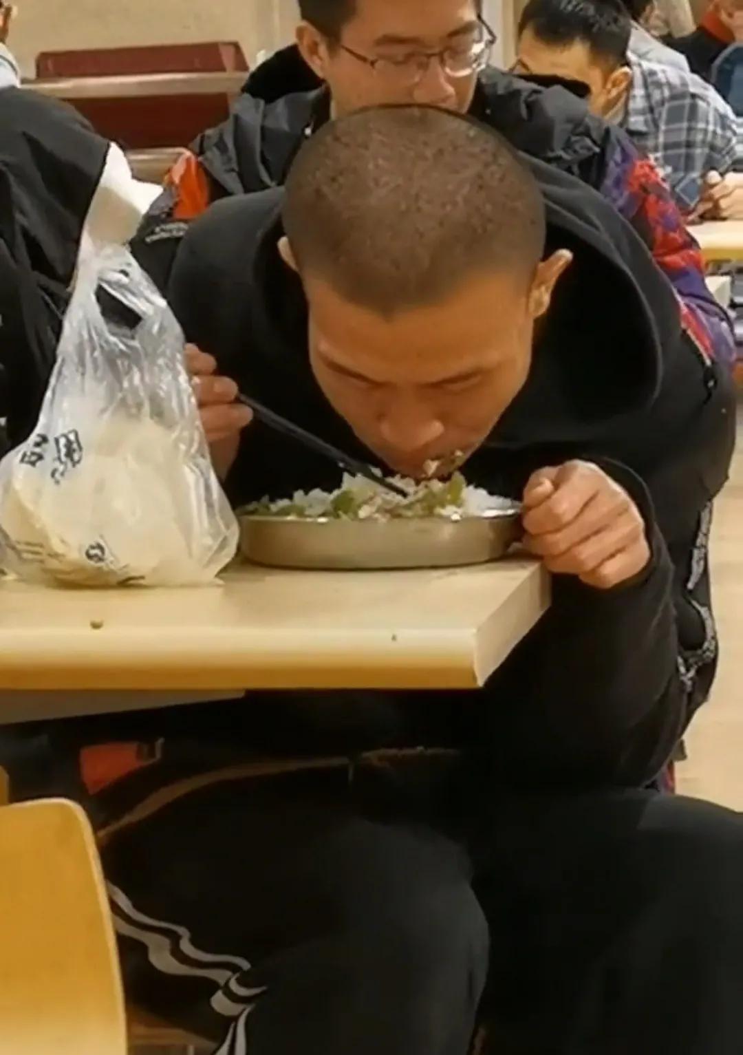 最新视频,友情与爱共舞的美好日常时光