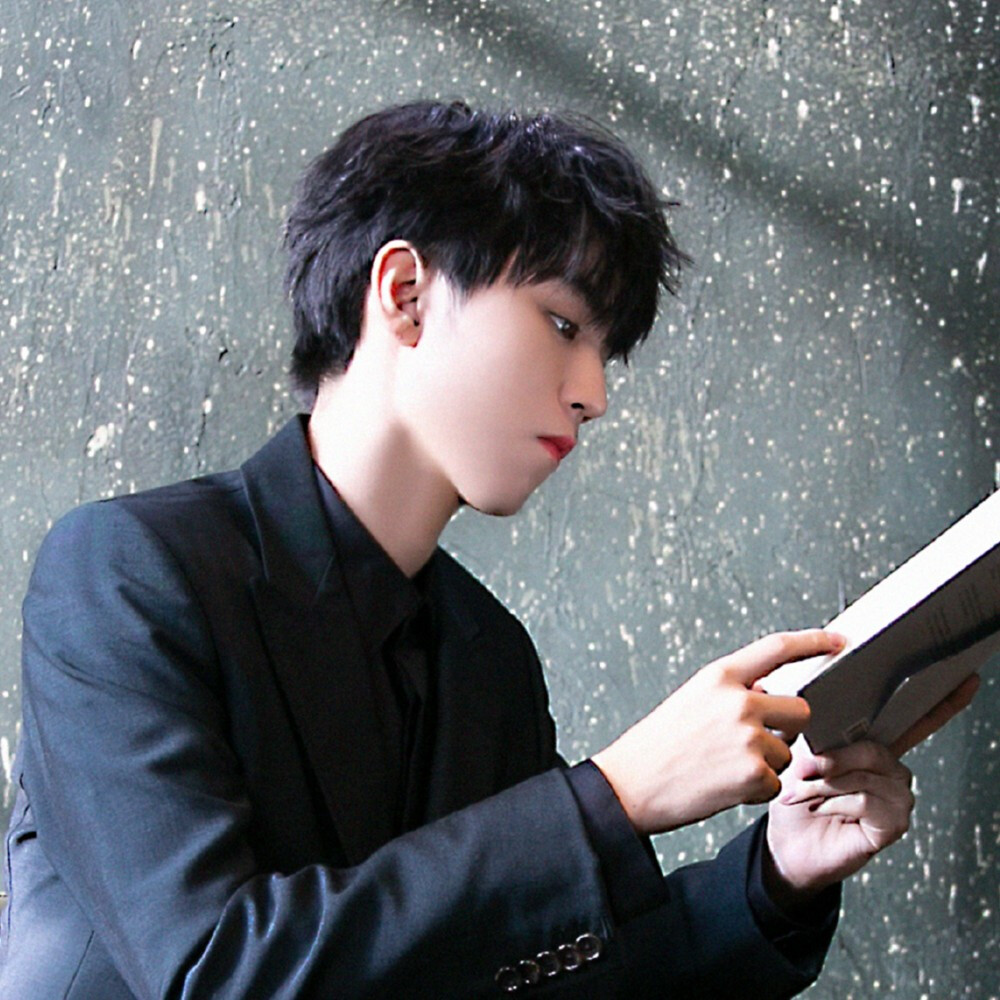 最新王俊凯头像汇编,爱与陪伴的温馨故事之旅