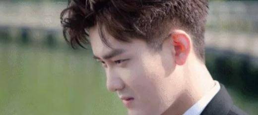 揭秘男明星的高科技产品之旅,疯狂魅力与革新探索