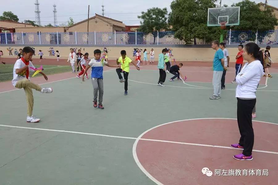 踢毽子比赛规则揭秘,小巷里的竞技宝藏探秘之旅