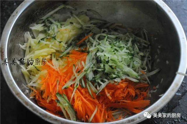 最新撸丝片观点阐述与深度解析