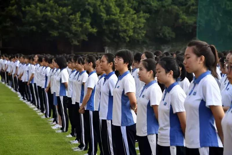 深圳学校最新开学时间及小巷深处的特色小店探秘